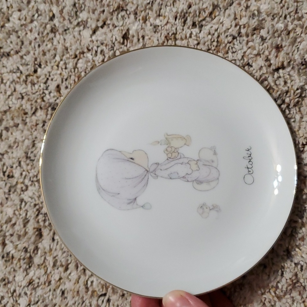 Vintage Precious Moments Plate October
